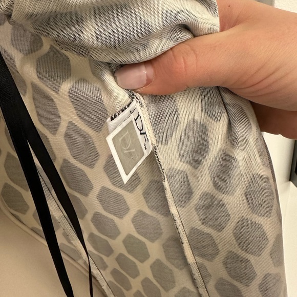 Diane Von Furstenberg Tallulah Silk Wrap Black & White Geometric Dress - Picture 10 of 16